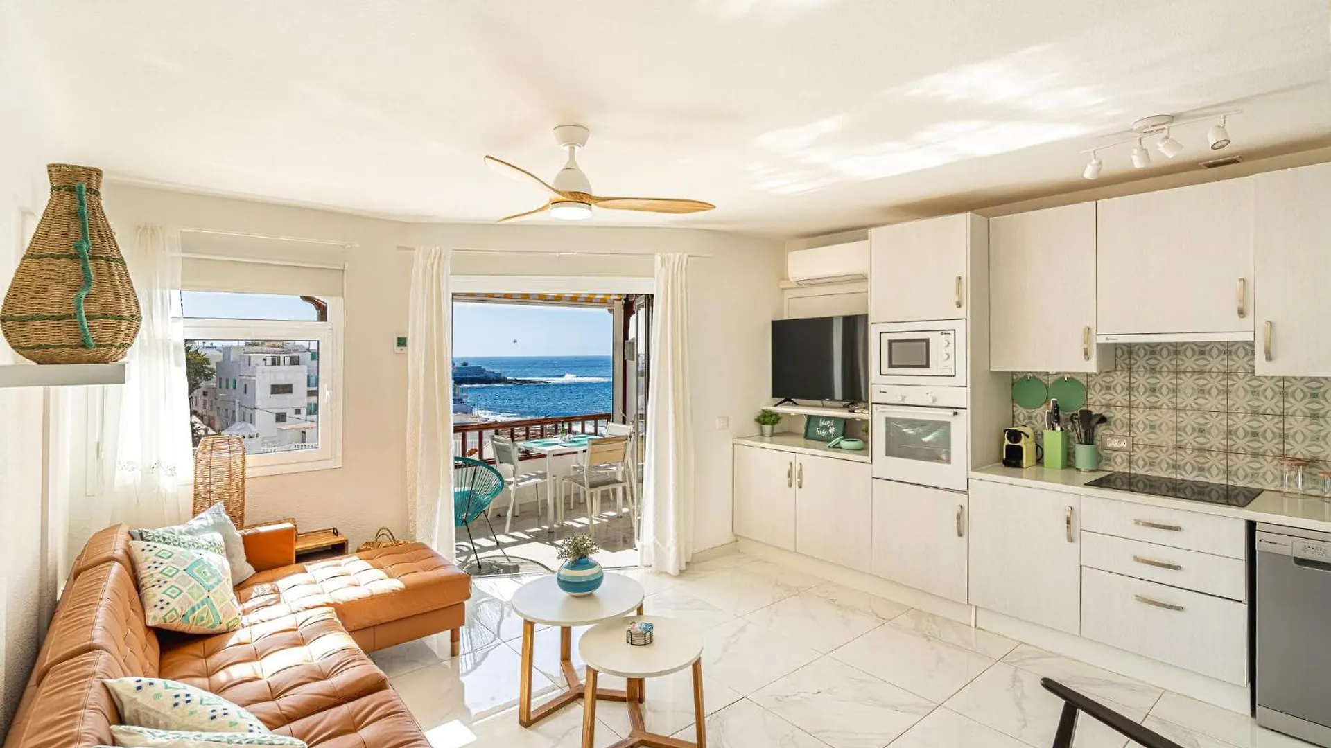 Апартаменты Ocean View La Caleta Адехе 0*,  Испания